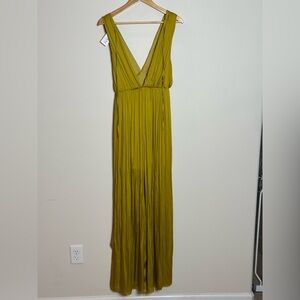 NWT Sleeveless Deep V-neck Silk Romper